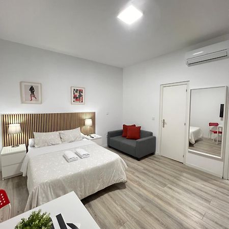 Rooms Quiet Madrid Exterior foto