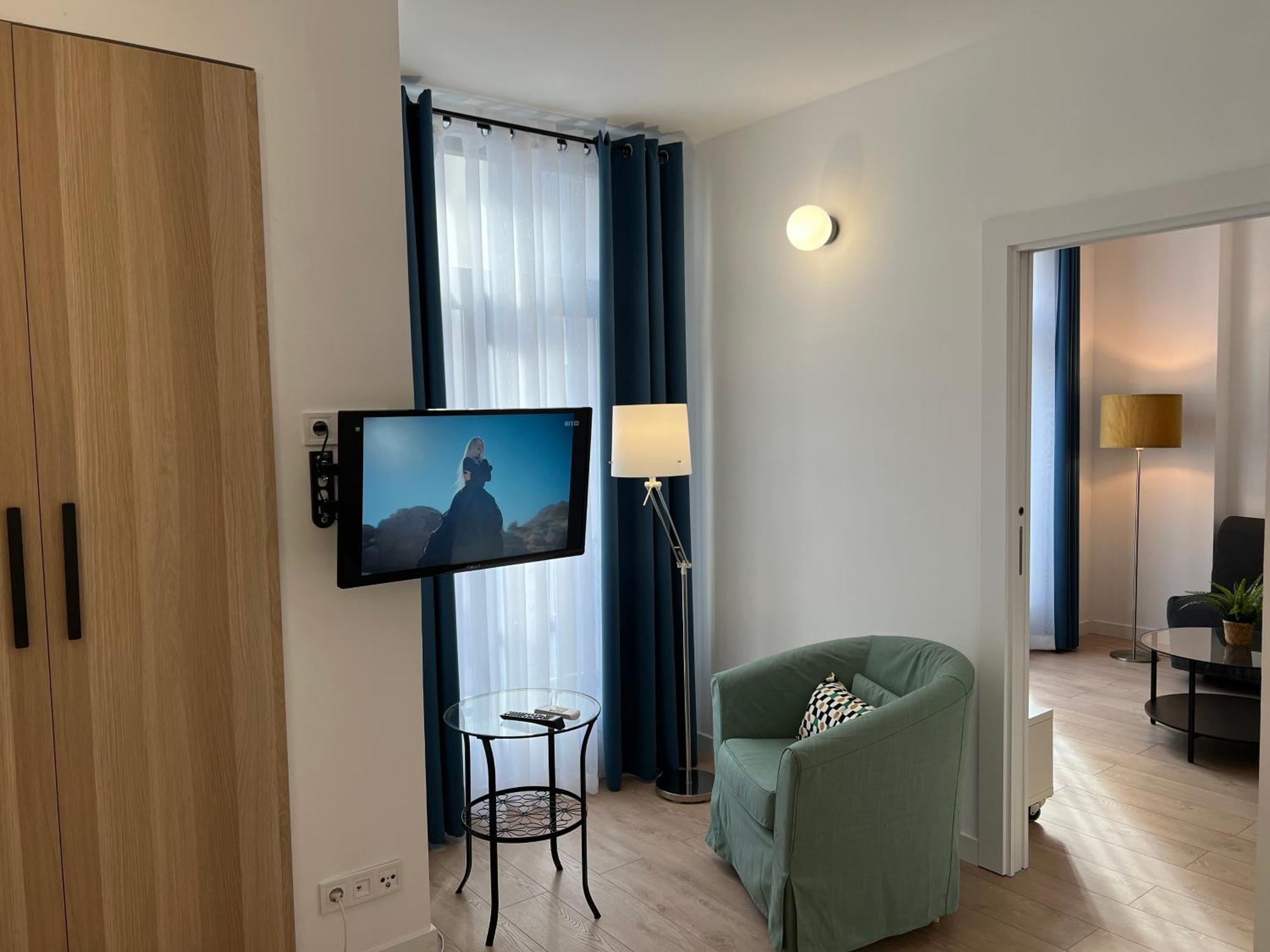 Rooms Quiet Madrid Exterior foto